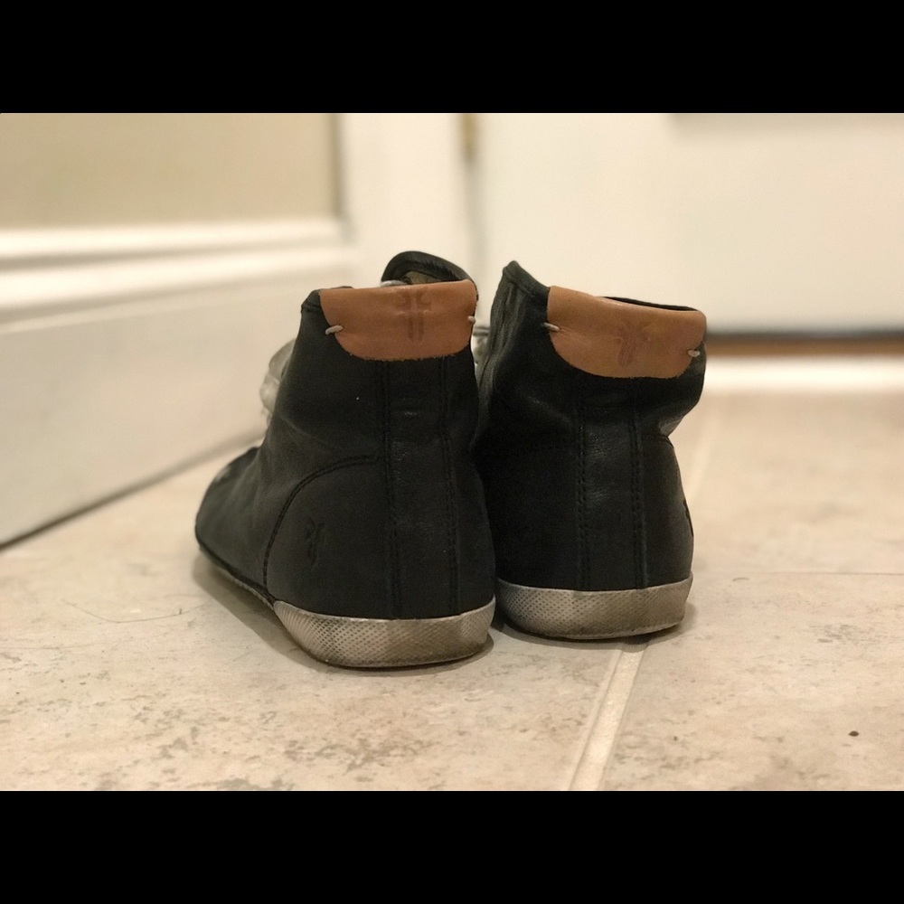 Women’s Frye leather high tops sz8